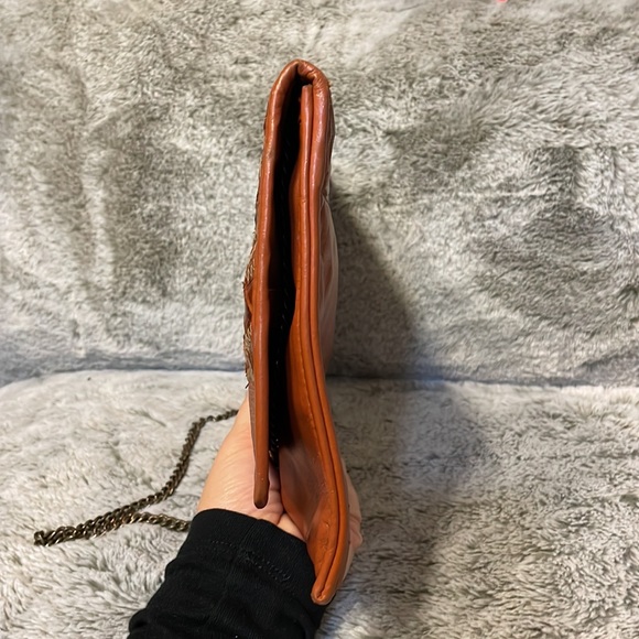 🔴Vintage Patchwork Clutch/Crossbody - Picture 7 of 7